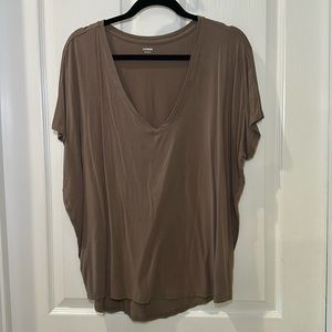 Express relaxed tee - vneck